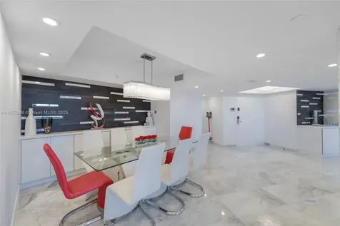 19195 Mystic Pointe Drive Aventura FL 33180