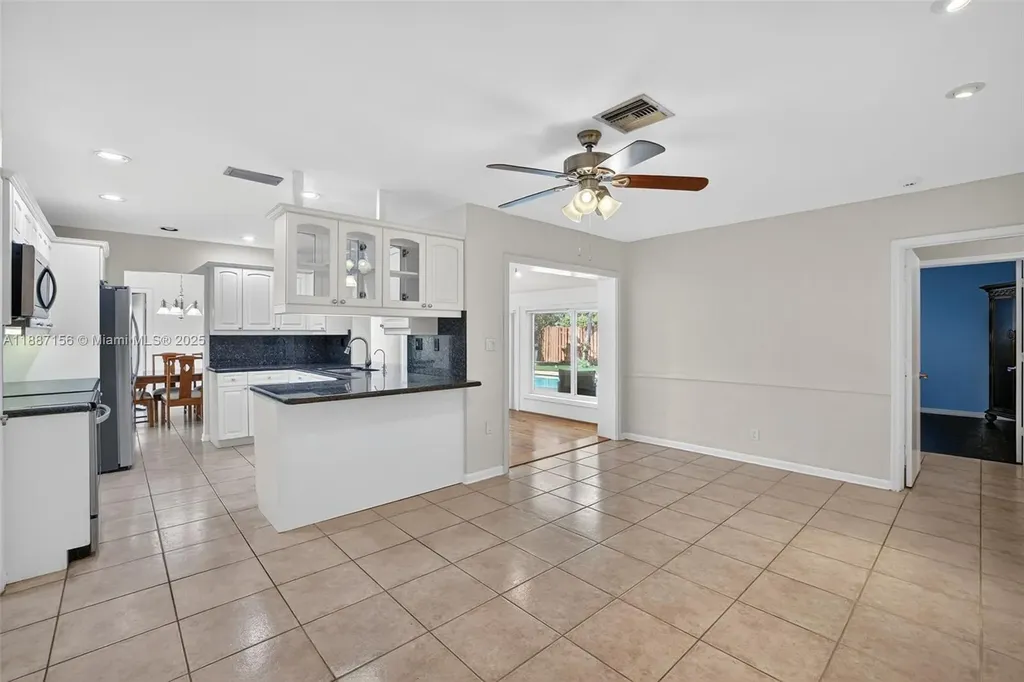 5701 NE 21st Avenue Fort Lauderdale FL 33308