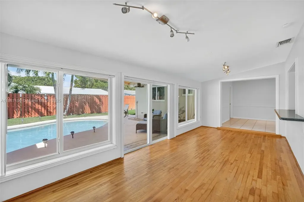 5701 NE 21st Avenue Fort Lauderdale FL 33308