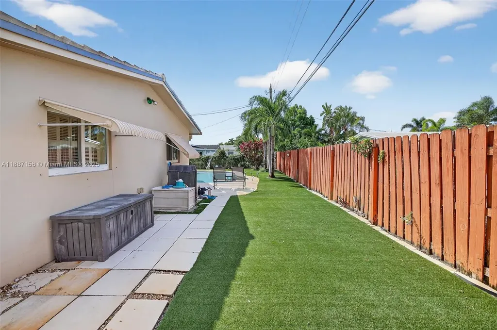 5701 NE 21st Avenue Fort Lauderdale FL 33308