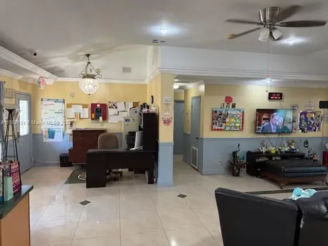8301 N Gomez Avenue Tampa FL 33614