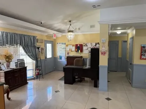8301 N Gomez Avenue Tampa FL 33614