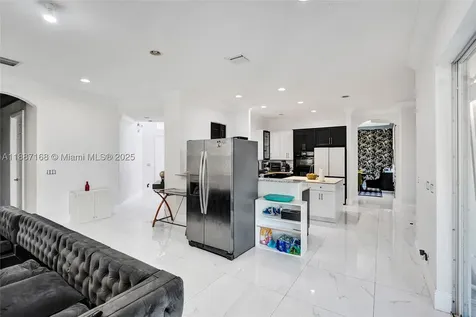 8824 Cobblestone Point Circle Boynton Beach FL 33472