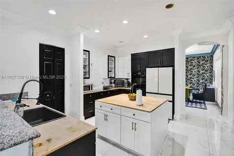 8824 Cobblestone Point Circle Boynton Beach FL 33472