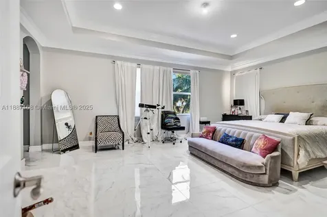 8824 Cobblestone Point Circle Boynton Beach FL 33472