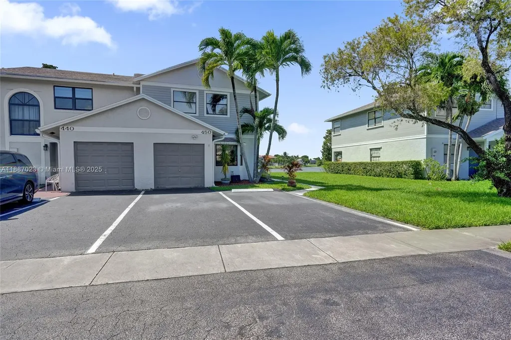 450 NW 106th Terrace Pembroke Pines FL 33026