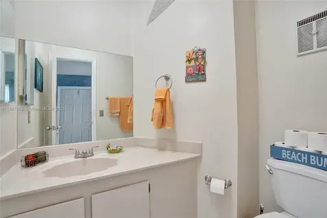 450 NW 106th Terrace Pembroke Pines FL 33026