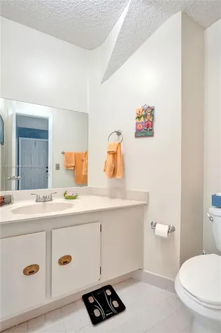450 NW 106th Terrace Pembroke Pines FL 33026