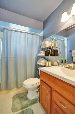 450 NW 106th Terrace Pembroke Pines FL 33026