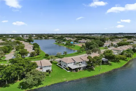 450 NW 106th Terrace Pembroke Pines FL 33026