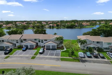 450 NW 106th Terrace Pembroke Pines FL 33026