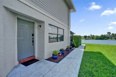 450 NW 106th Terrace Pembroke Pines FL 33026