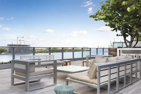 801 S Pointe Drive Miami Beach FL 33139