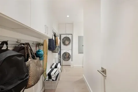 801 S Pointe Drive Miami Beach FL 33139