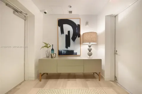 801 S Pointe Drive Miami Beach FL 33139