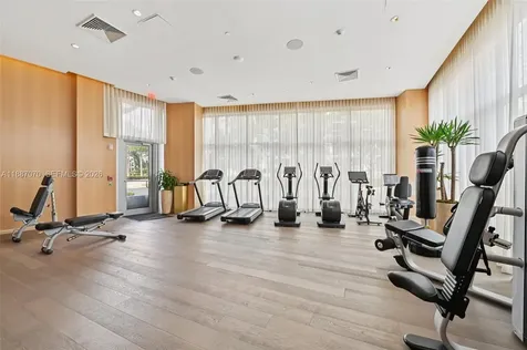 801 S Pointe Drive Miami Beach FL 33139