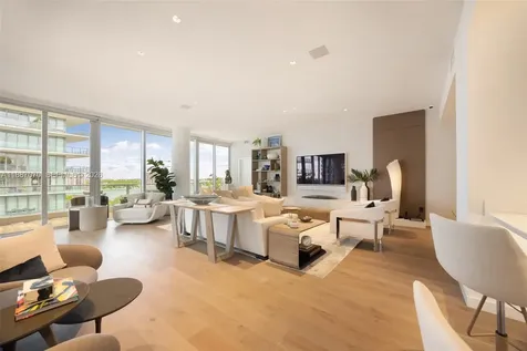 801 S Pointe Drive Miami Beach FL 33139