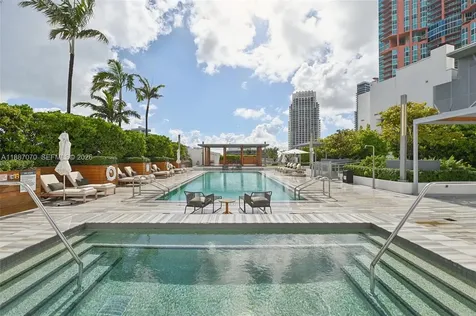 801 S Pointe Drive Miami Beach FL 33139