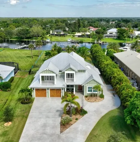 2461 SE North Lookout Boulevard Port St. Lucie FL 34984