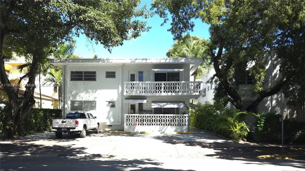 835 Meridian Avenue Miami Beach FL 33139
