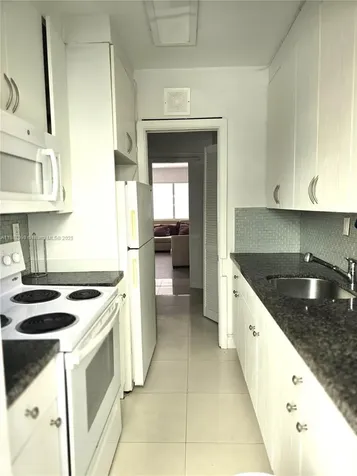 835 Meridian Avenue Miami Beach FL 33139