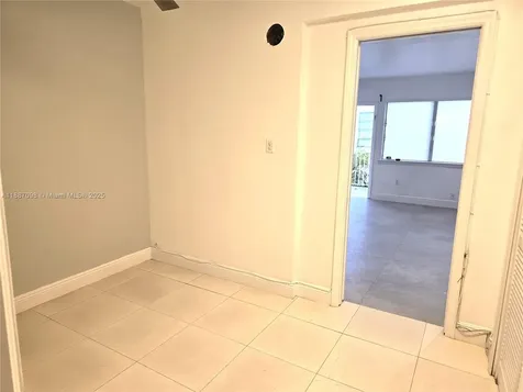 835 Meridian Avenue Miami Beach FL 33139