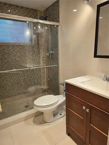 835 Meridian Avenue Miami Beach FL 33139