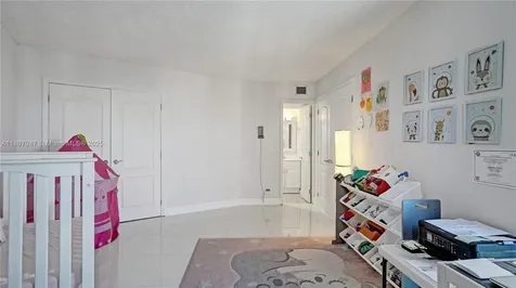 100 Bayview Drive Sunny Isles Beach FL 33160