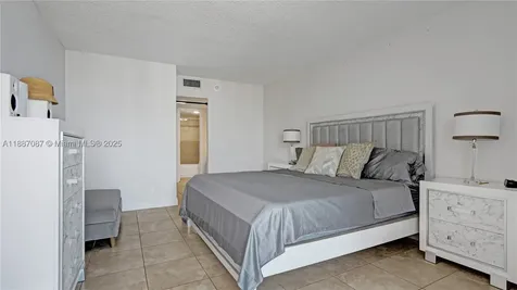 100 Bayview Drive Sunny Isles Beach FL 33160