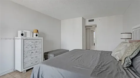 100 Bayview Drive Sunny Isles Beach FL 33160
