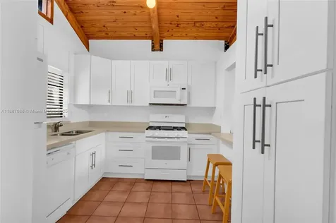 11371 SW 112th Circle Lane S Miami FL 33176