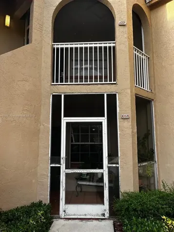 8842 SW 3rd Street Pembroke Pines FL 33025