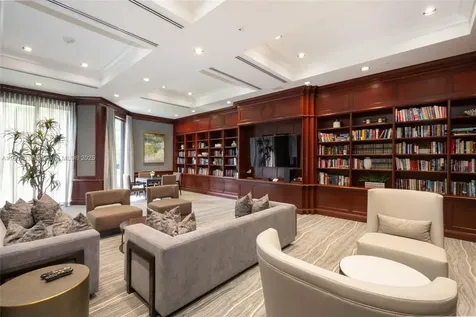 2000 Island Boulevard Aventura FL 33160