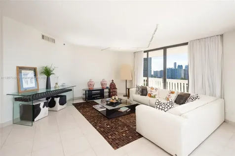 2000 Island Boulevard Aventura FL 33160