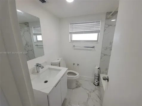 3090 NW 46th Avenue Lauderdale Lakes FL 33313