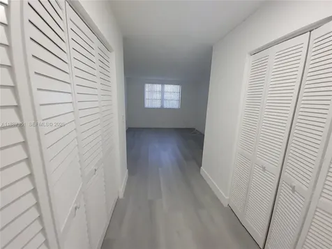 3090 NW 46th Avenue Lauderdale Lakes FL 33313
