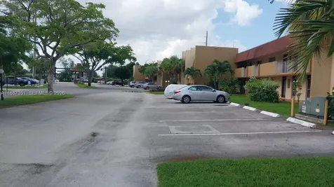 3090 NW 46th Avenue Lauderdale Lakes FL 33313