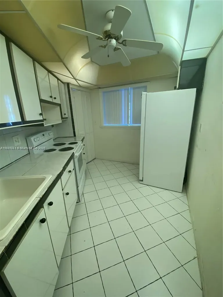Lauderhill FL 33319
