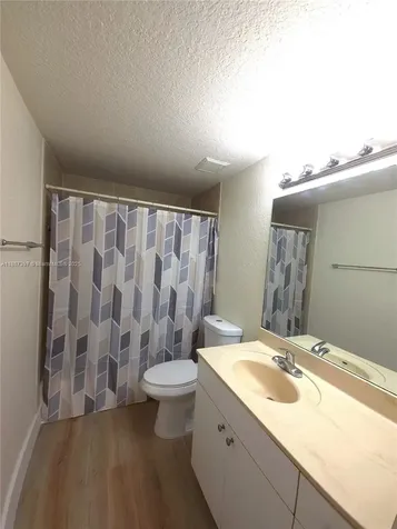 437 SW 7th Street Miami FL 33130