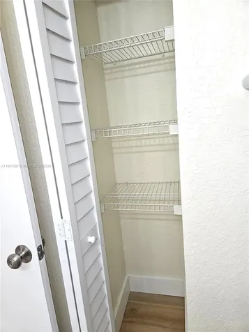 437 SW 7th Street Miami FL 33130