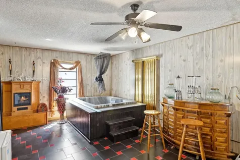 469 NW 69th Street Miami FL 33150