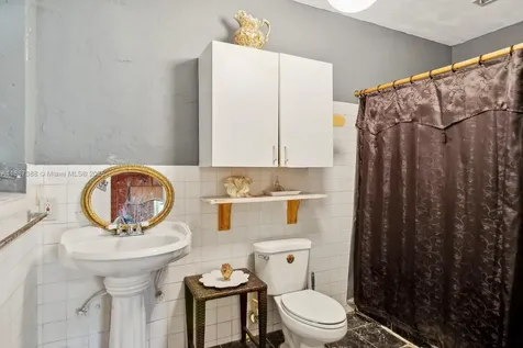 469 NW 69th Street Miami FL 33150