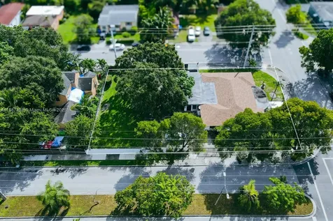 469 NW 69th Street Miami FL 33150