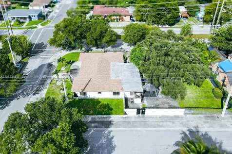 469 NW 69th Street Miami FL 33150