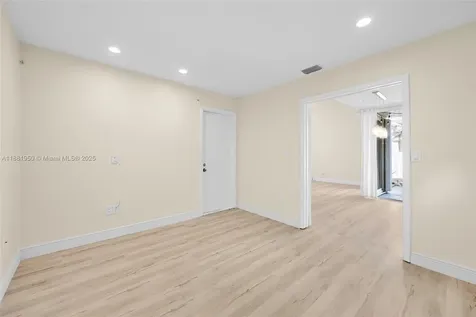 11862 NW 13th Street Pembroke Pines FL 33026