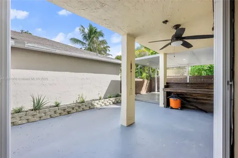 11862 NW 13th Street Pembroke Pines FL 33026