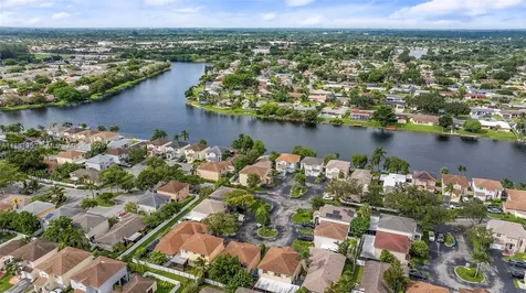 11862 NW 13th Street Pembroke Pines FL 33026