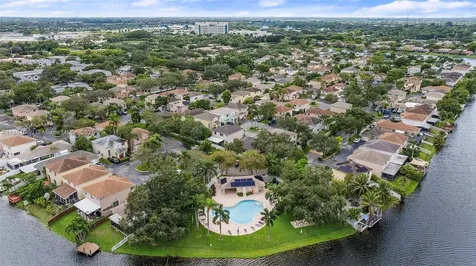 11862 NW 13th Street Pembroke Pines FL 33026