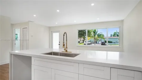 9161 NW 26th Street Sunrise FL 33322