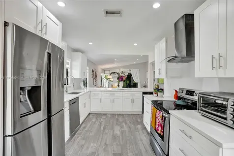 6188 Pine Tree Lane Tamarac FL 33319